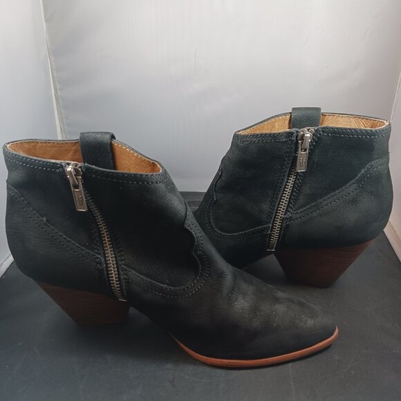 Frye Reina Ankle Pointed Toe Boots Women's size 8M - Picture 6 of 13